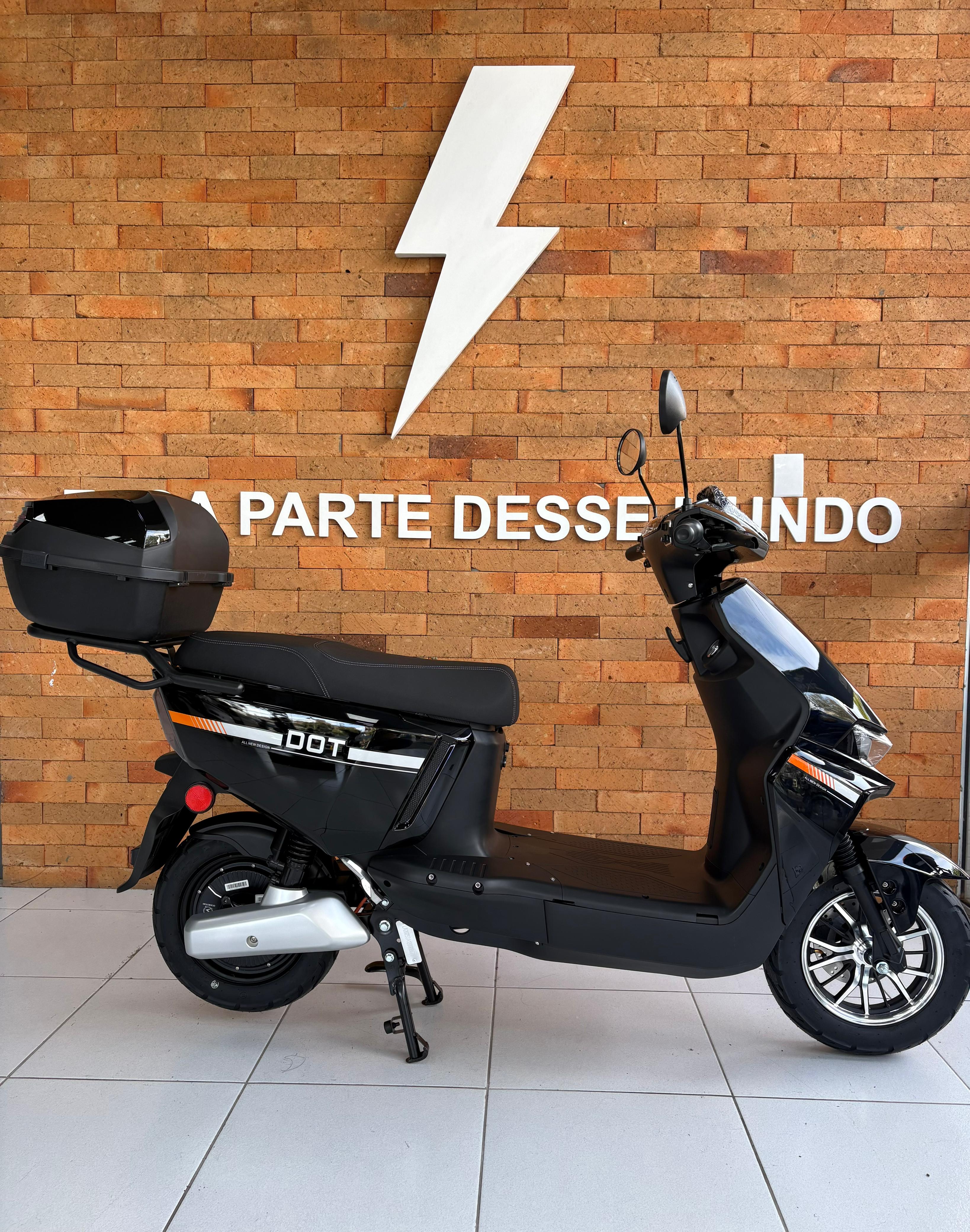 Veículo elétrico DOT